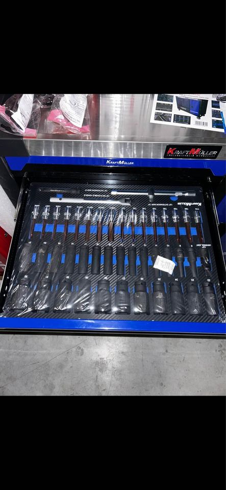 XXL-Werkzeugwagen komplett mit Werkzeugen + Koffer