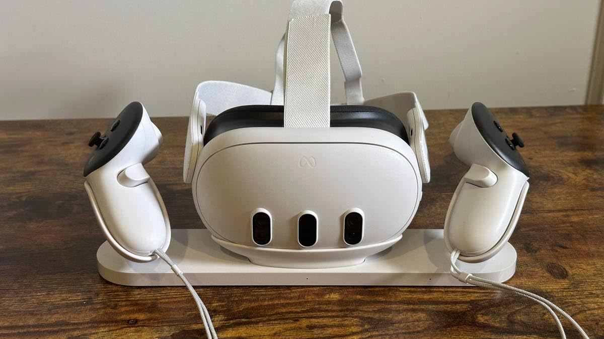 Quest 3 128GB or 512GB �?Breakthrough Mixed Reality �?Powerful Performance